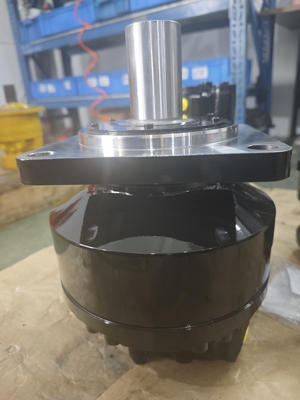 القوة العكسي 100-125r/min المحرك الهيدروليكي الحديد الصلب الوزن 30-110KG
